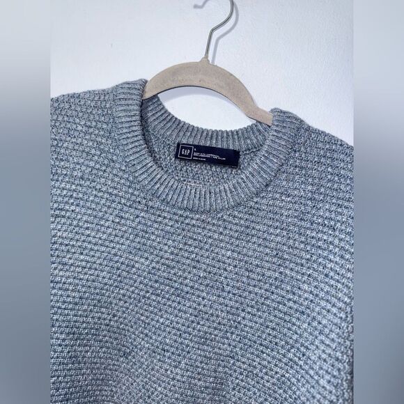 GAP men’s quality blue lambswool blend sweater size large EUC - Picture 2 of 7